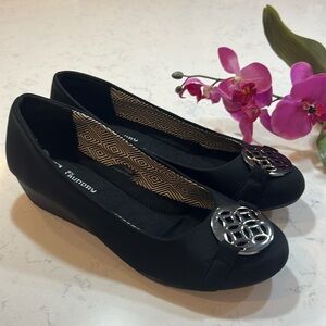 Chinese Laundry Faux Suede Black Slip On Flats Ballerina 8.5